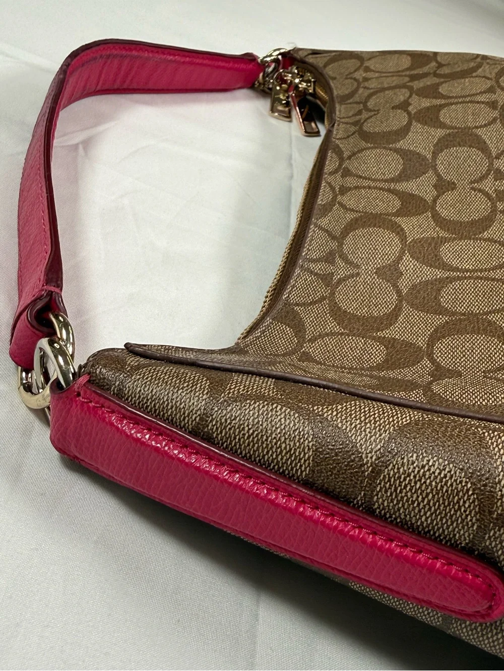 COACH Womens East West Celeste Hobo F34899 Signature Canvas Shoulder Bag Pink